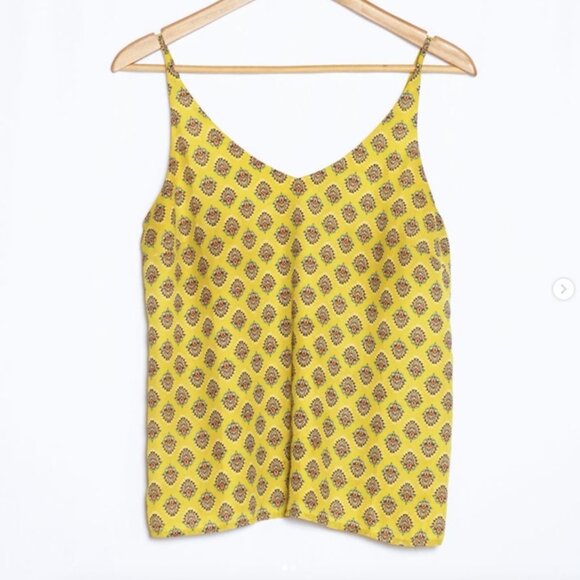 Banana Republic v-neck flowy tank - Picture 1 of 2